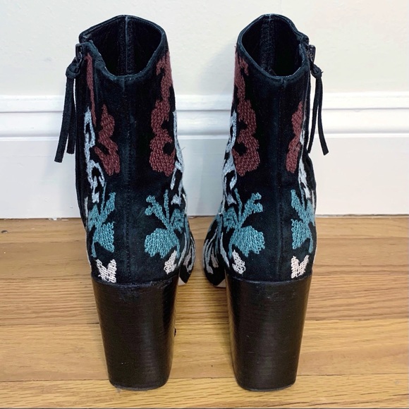 Vintage Rebecca Minkoff Floral Embroidered Suede Chunky Heel Ankle Boot - Picture 3 of 6